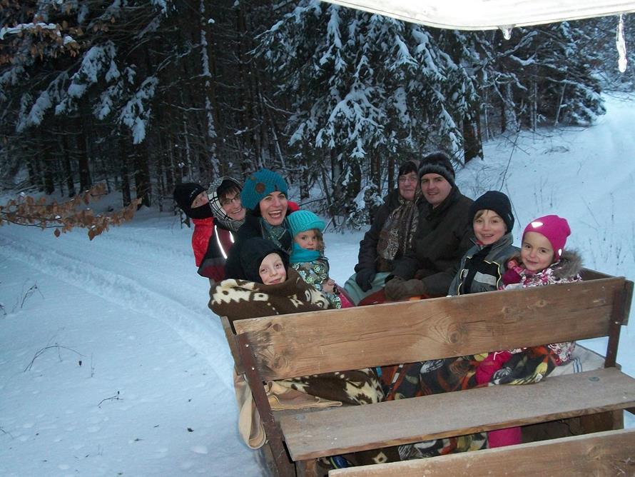 Winter in der Rhön! Skifahren, Langlauf und Rodeln ist nicht weit entfernt vom Ferienhof Seibert möglich.