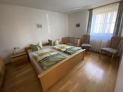 Babyausstattung ist natürlich bei einem Urlaub auf dem Bauernhof auf dem Ferienhof Seibert dabei.
